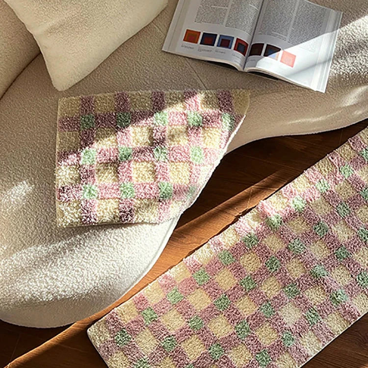 Area Rug Plush Checkered Non-Slip Machine Washable