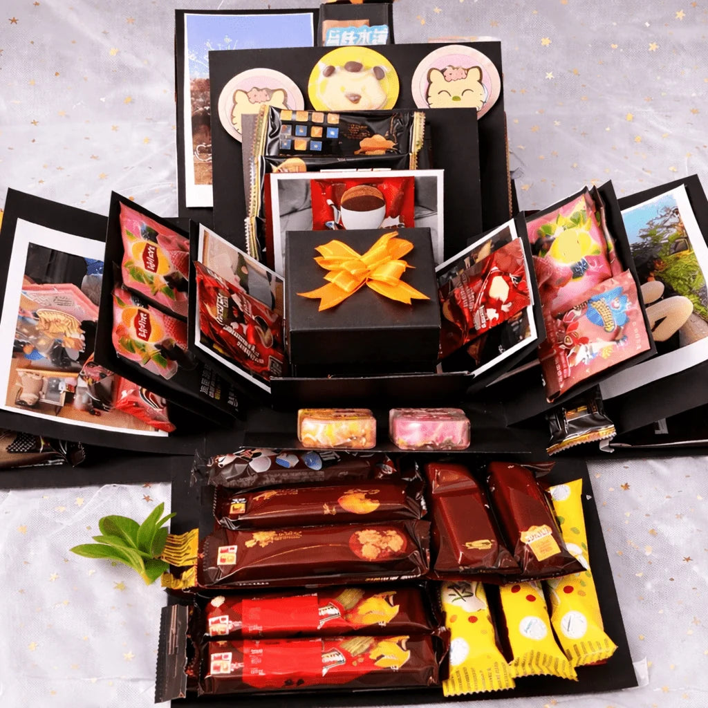 Explosion Gift Box Foldable Four-Panel Photo Display