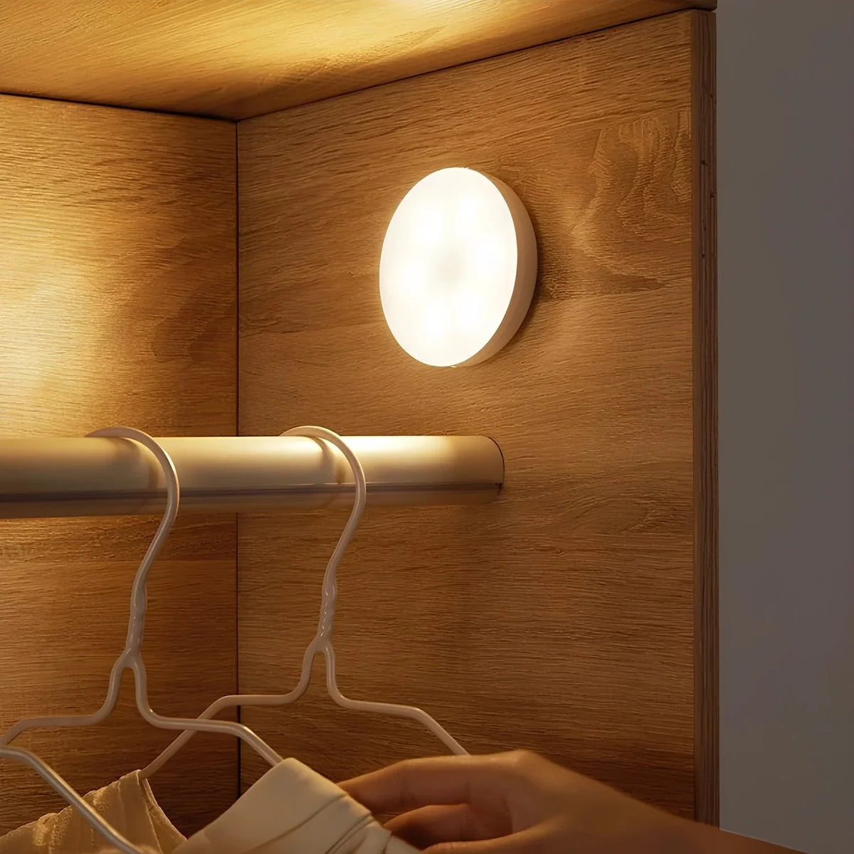 Puck Light Motion Sensor USB Rechargeable Stick-On Mounting