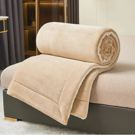 Throw Blanket Quilted Flannel Fleece Sherpa Lining Machine Washable