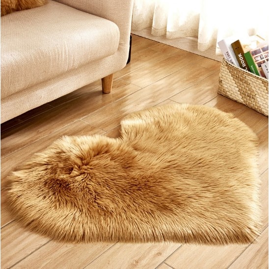 Area Rug Heart-Shaped Plush Faux Fur Non-Slip Pad Included