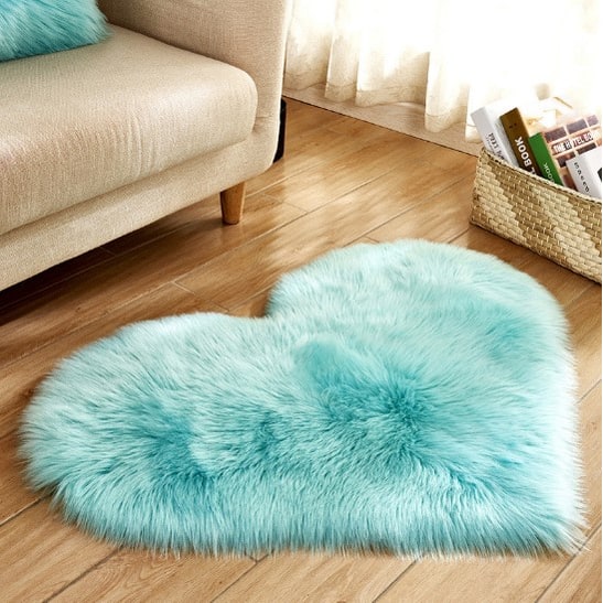 Area Rug Heart-Shaped Plush Faux Fur Non-Slip Pad Included