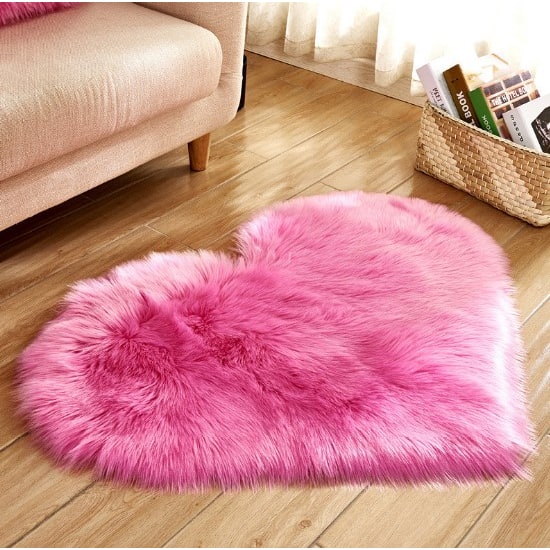 Area Rug Heart-Shaped Plush Faux Fur Non-Slip Pad Included