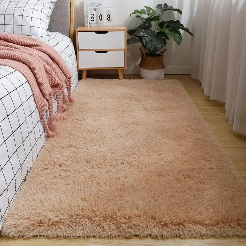 Area Rug Soft Polyester Easy-Care Shape-Retaining