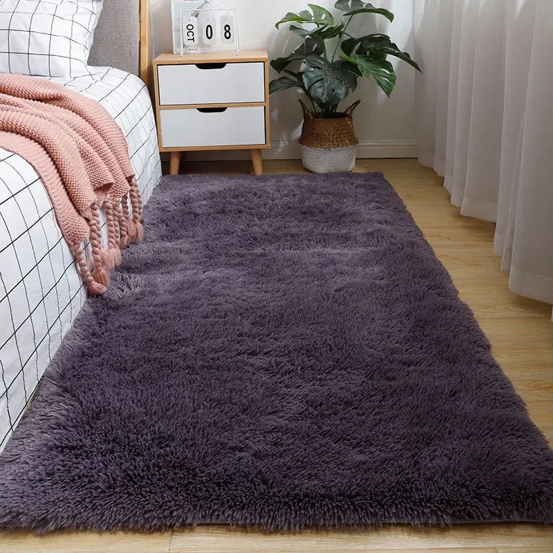 Area Rug Soft Polyester Easy-Care Shape-Retaining