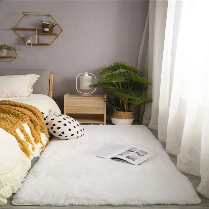 Area Rug Soft Polyester Easy-Care Shape-Retaining
