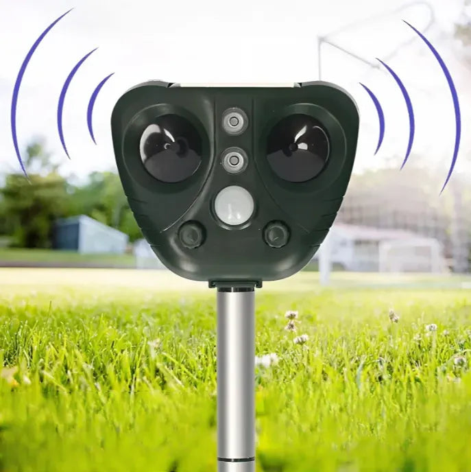 Bird Repeller Solar-Powered Ultrasonic Flashing Light