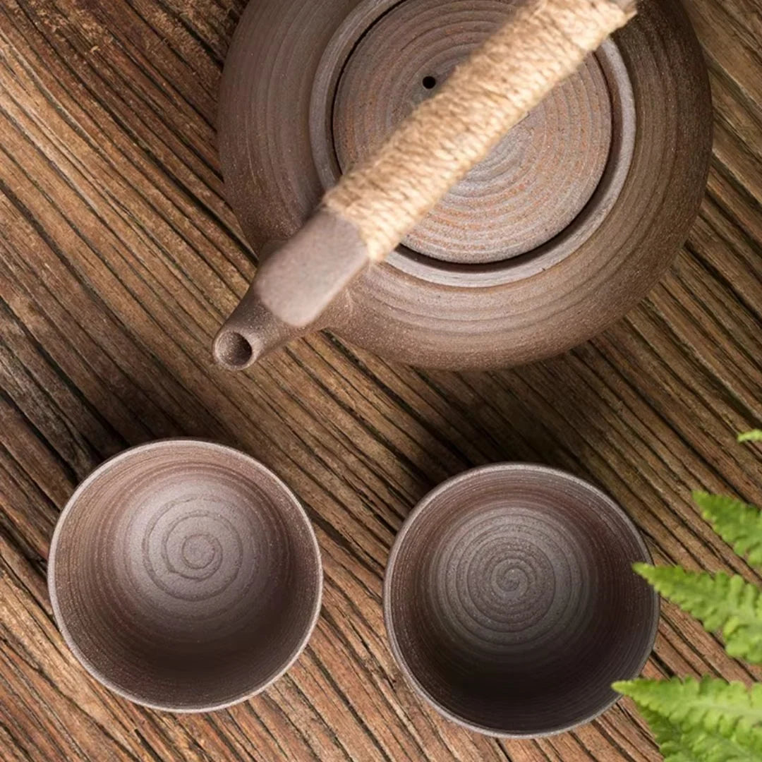 Ceramic Teapot Handcrafted 11.8 fl oz Capacity