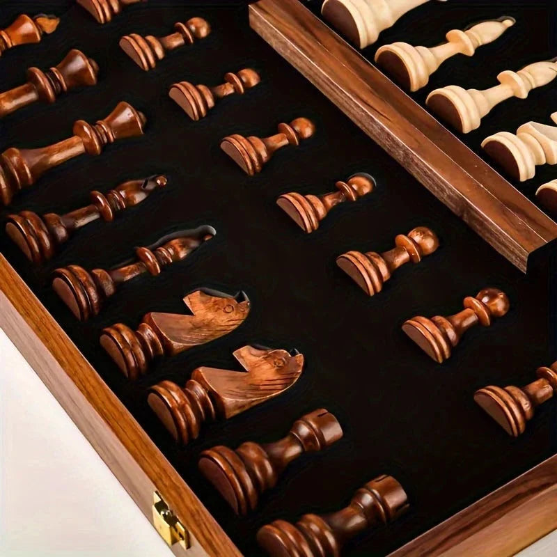 Chess Set Solid Wood 34 Carved Pieces