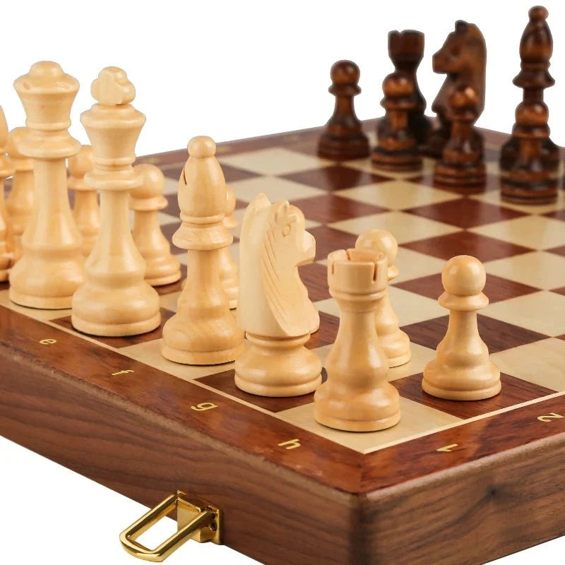 Chess Set Walnut Folding Board With Complete Pieces