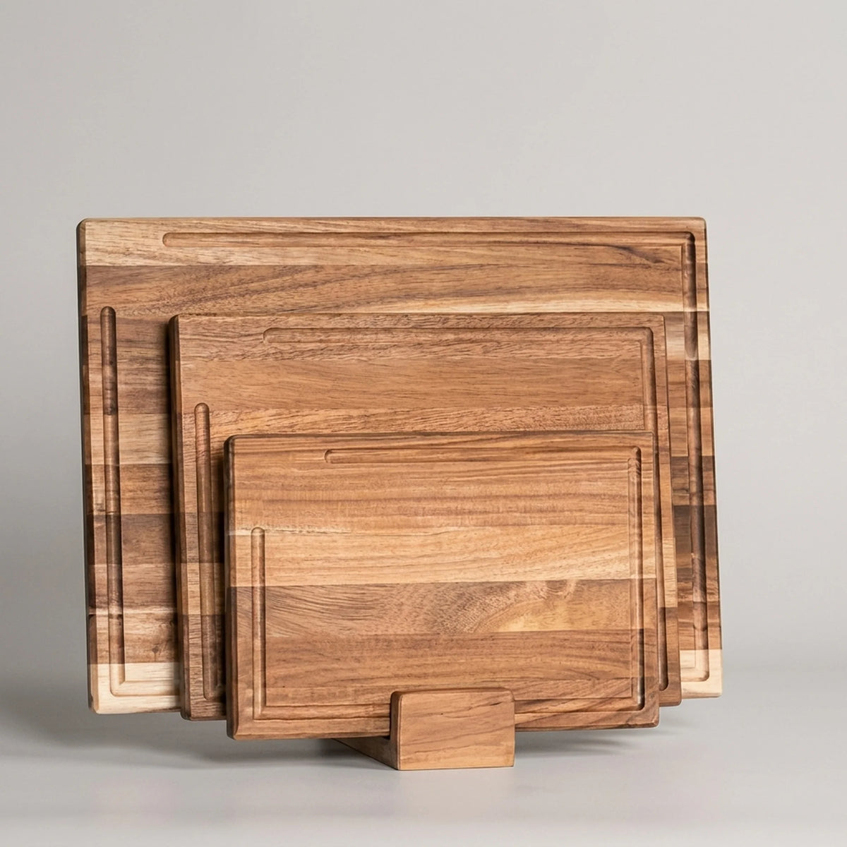 Chopping Board Set of 3 Juice Grooves Wooden Stand