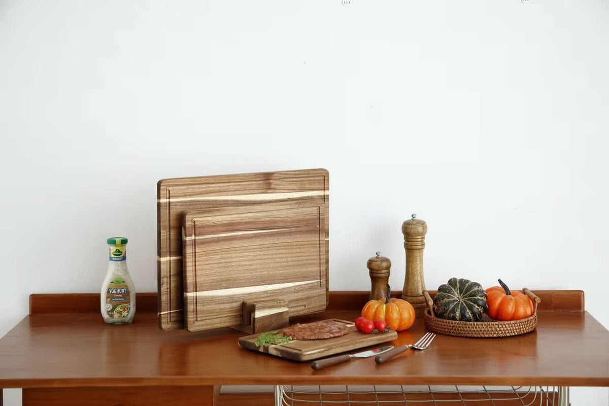 Chopping Board Set of 3 Juice Grooves Wooden Stand