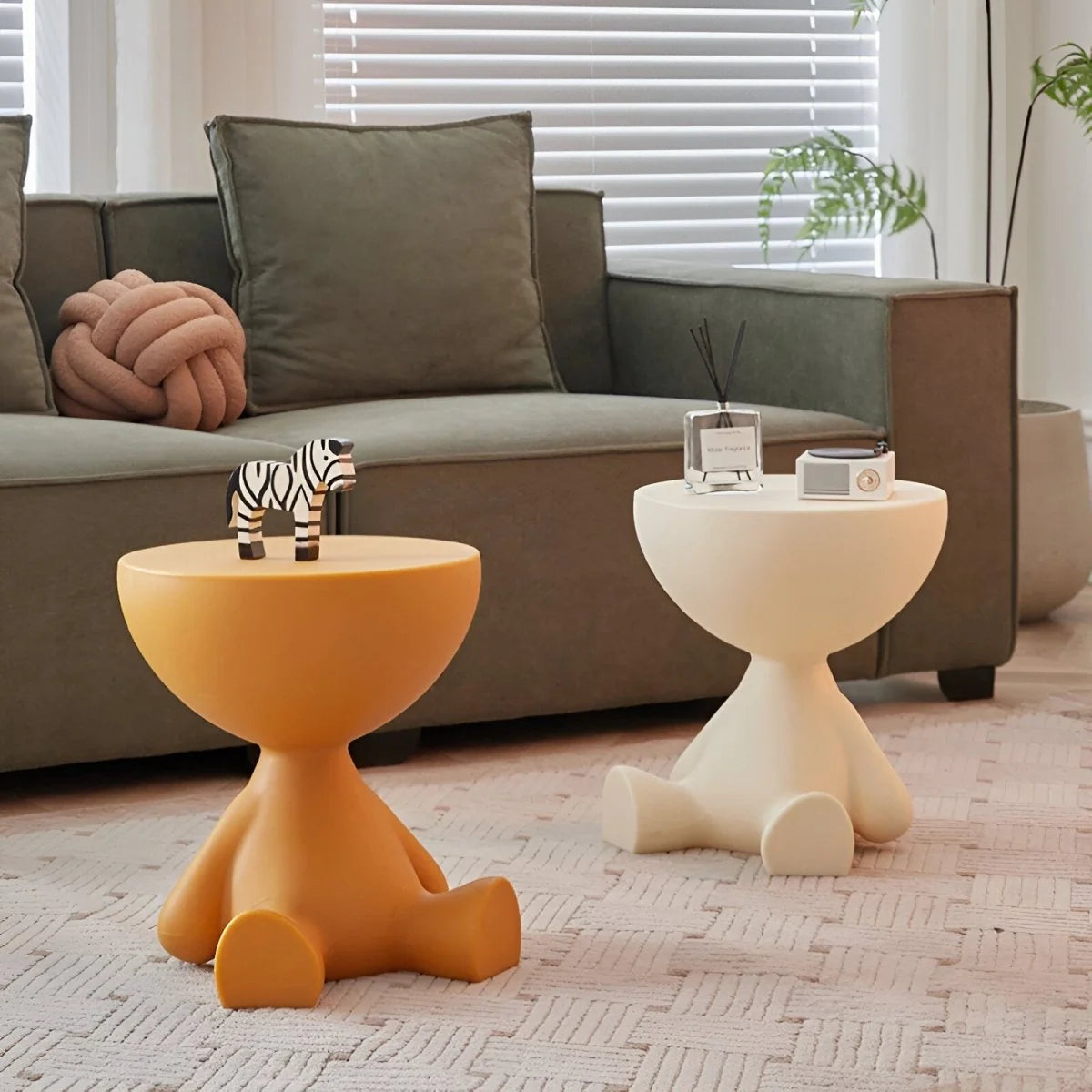 Coffee Table Round Lightweight Plastic Compact Design