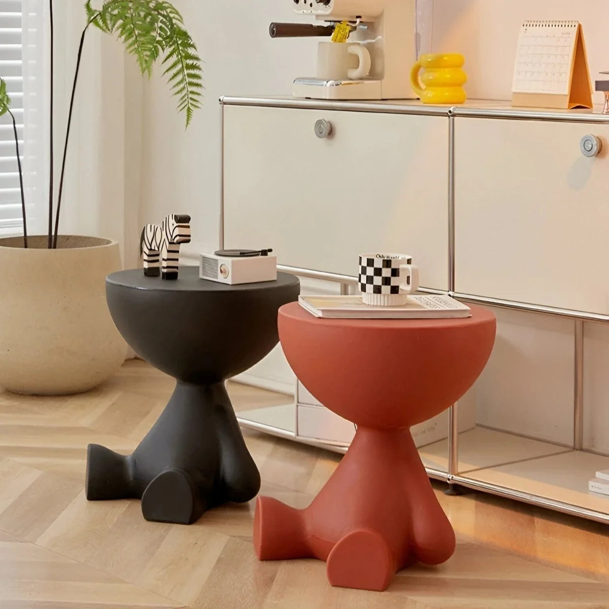 Coffee Table Round Lightweight Plastic Compact Design