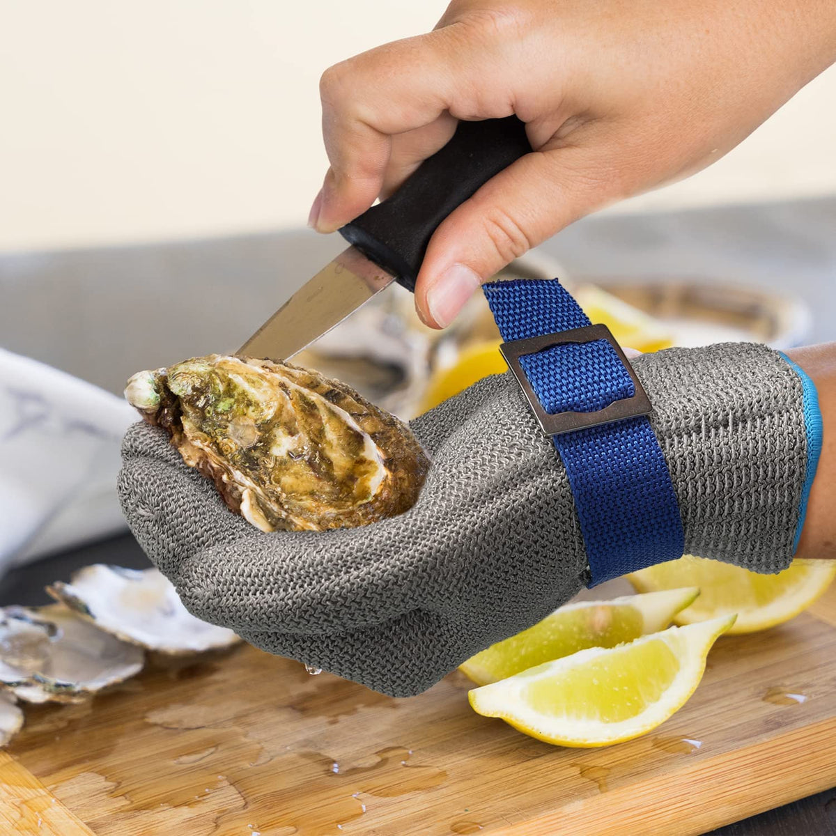 Cut-Resistant Glove 316L Stainless Steel ANSI A9 Dishwasher-Safe