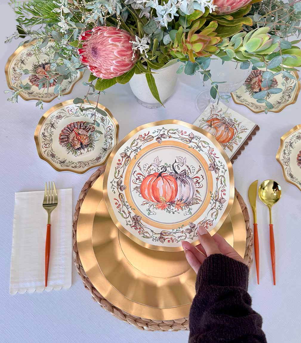 Disposable Plates Heavy-Duty Thanksgiving Design Gold Accents