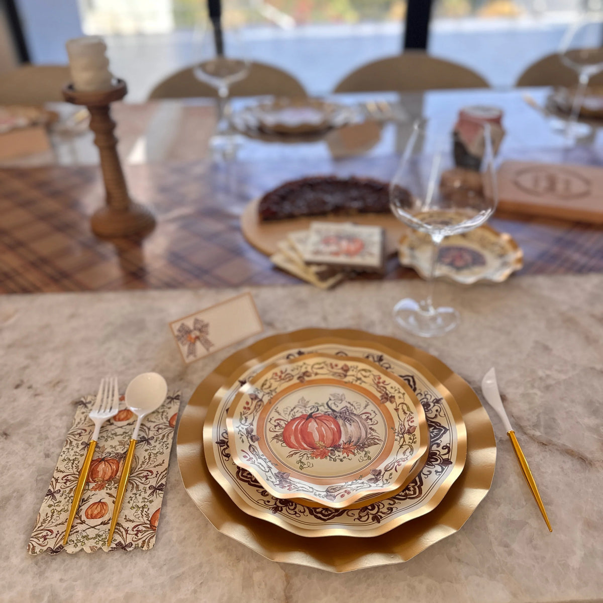 Disposable Plates Heavy-Duty Thanksgiving Design Gold Accents