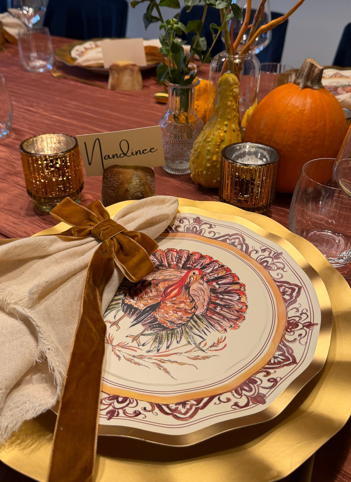 Disposable Plates Heavy-Duty Thanksgiving Design Gold Accents