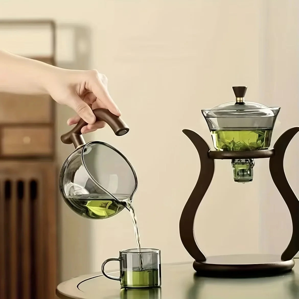 Drip Pot Magnetic Flow Control Built-In Infuser 20 Oz