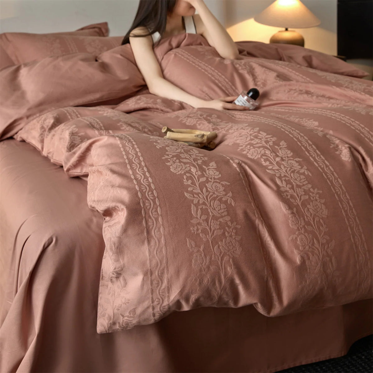 Duvet Cover Set Reversible Jacquard Machine-Washable