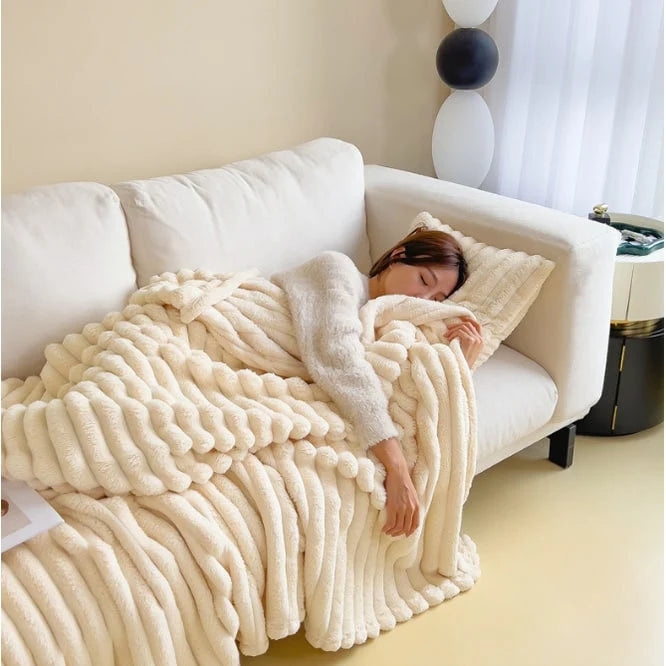 Faux Fur Throw Blanket Double-Sided Plush Matching Pillowcase Included