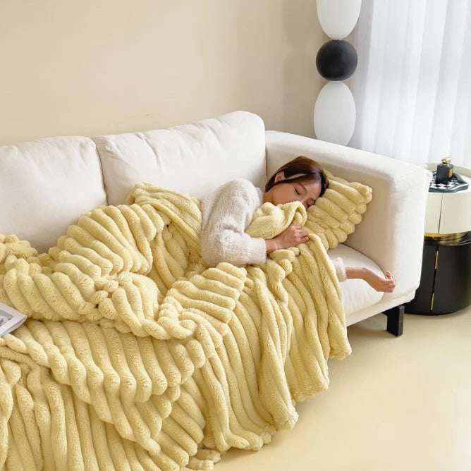 Faux Fur Throw Blanket Double-Sided Plush Matching Pillowcase Included
