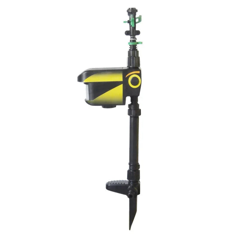 Garden Sprinkler Motion-Activated Solar-Powered 300° Rotating Spray