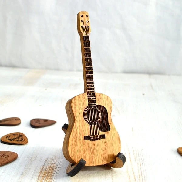 Guitar Pick Box Oak Personalized Engraving Display Stand