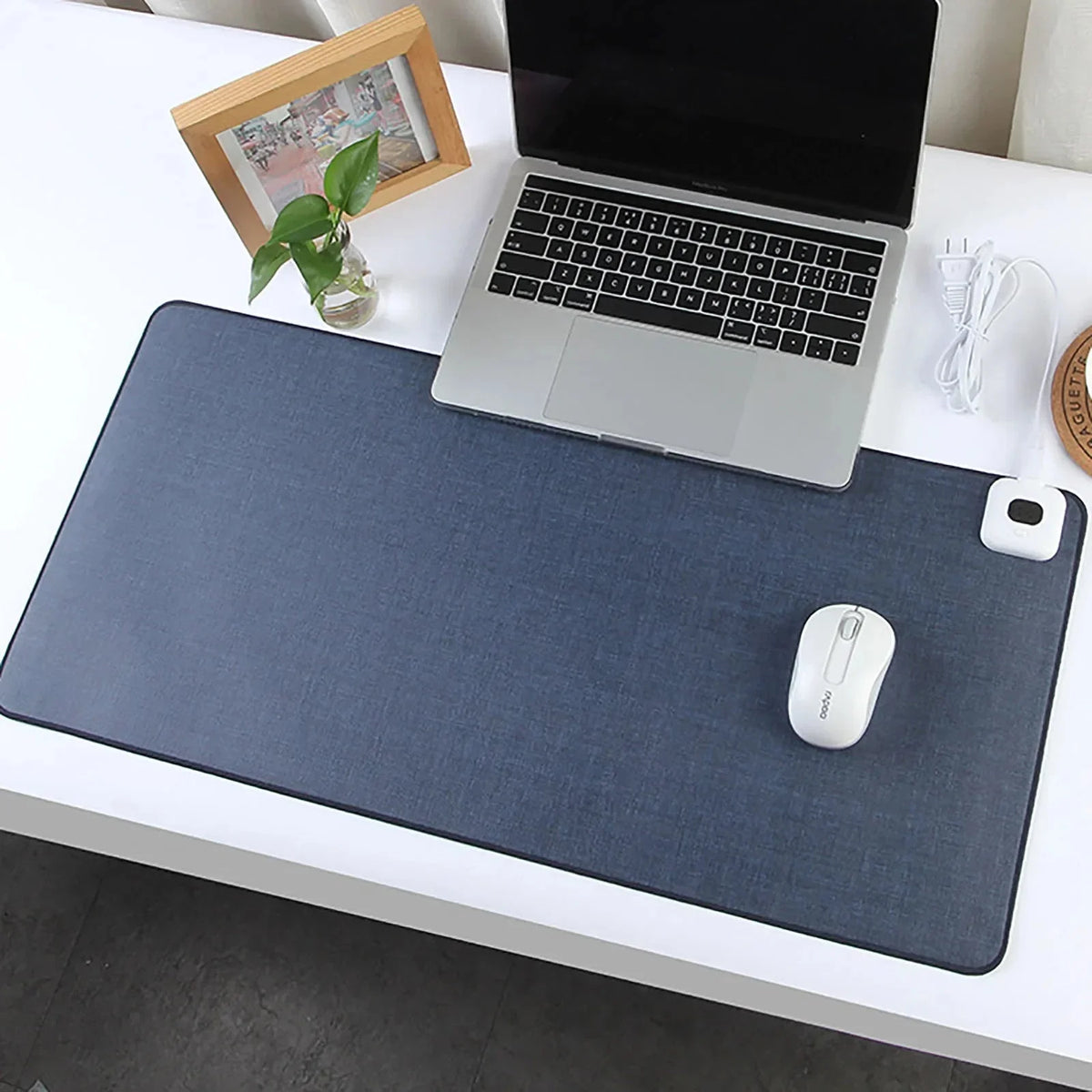 Heated Mouse Pad Adjustable Temperature Splash-Resistant Surface & Auto Shutoff