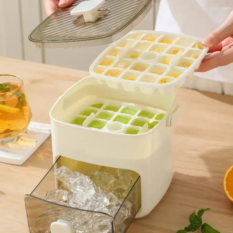 Ice Cube Tray Press-Release Airtight Lid 48-Cube Capacity