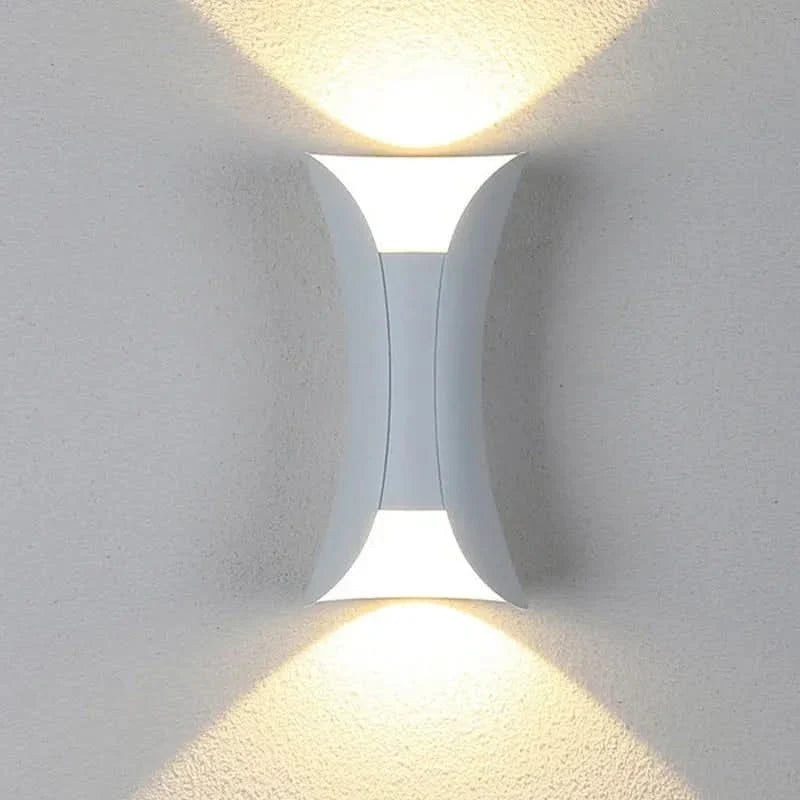 LED Wall Light Curved IP65 Weather-Resistant