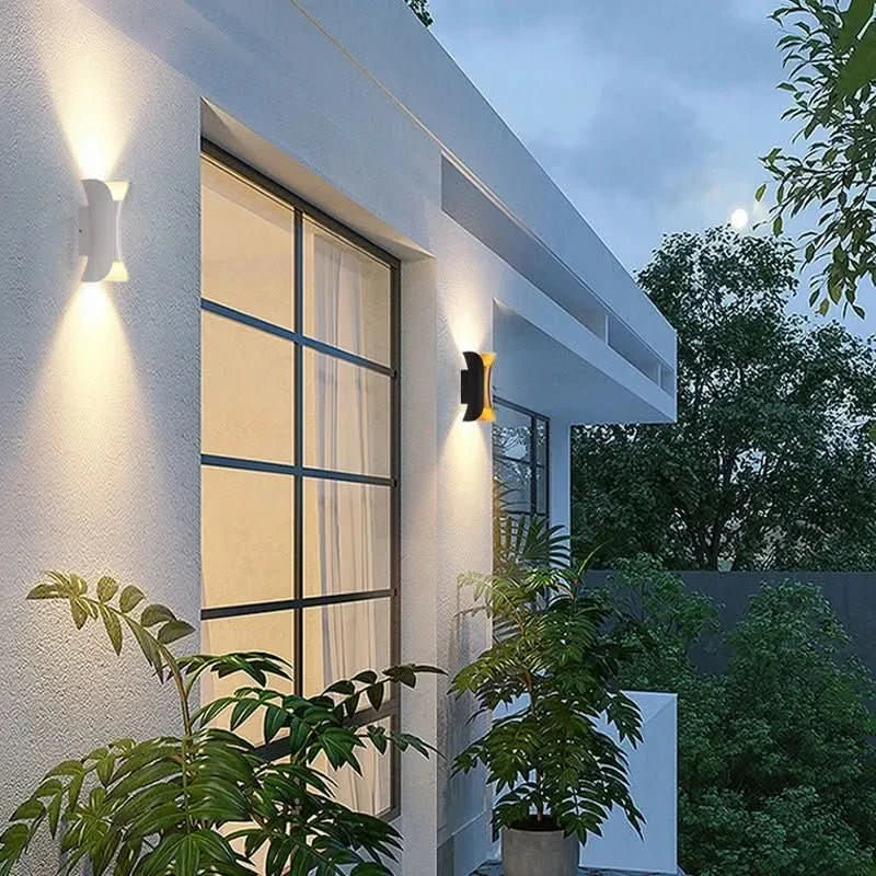 LED Wall Light Curved IP65 Weather-Resistant