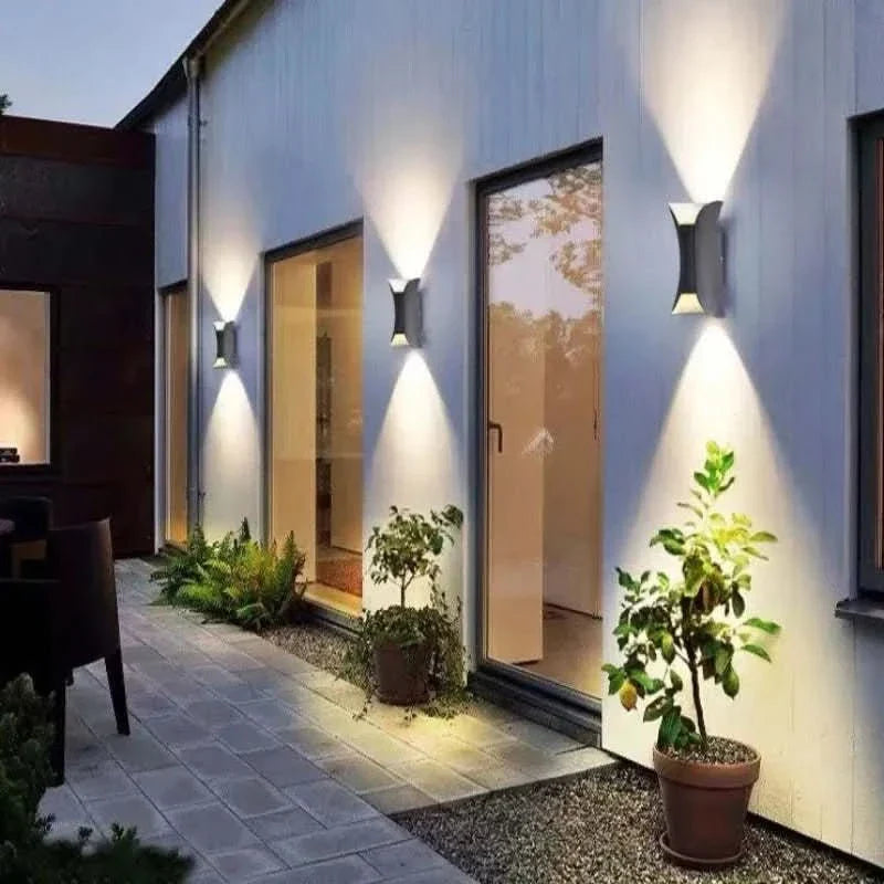 LED Wall Light Curved IP65 Weather-Resistant