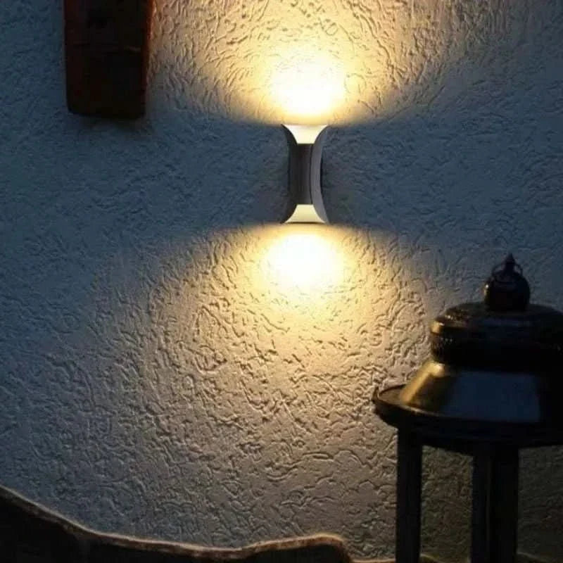 LED Wall Light Curved IP65 Weather-Resistant