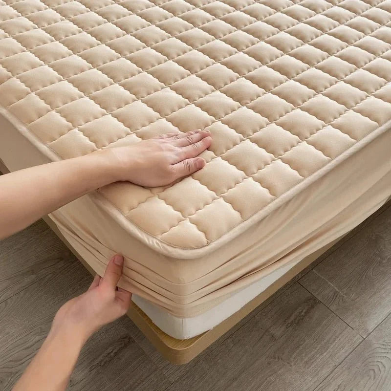 Mattress Protector Water-Repellent Breathable Machine Washable