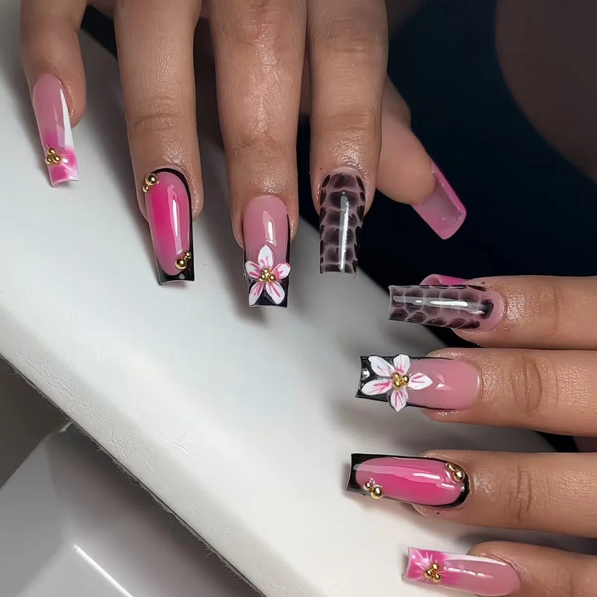 Nail Extensions 3D Floral Embellishments