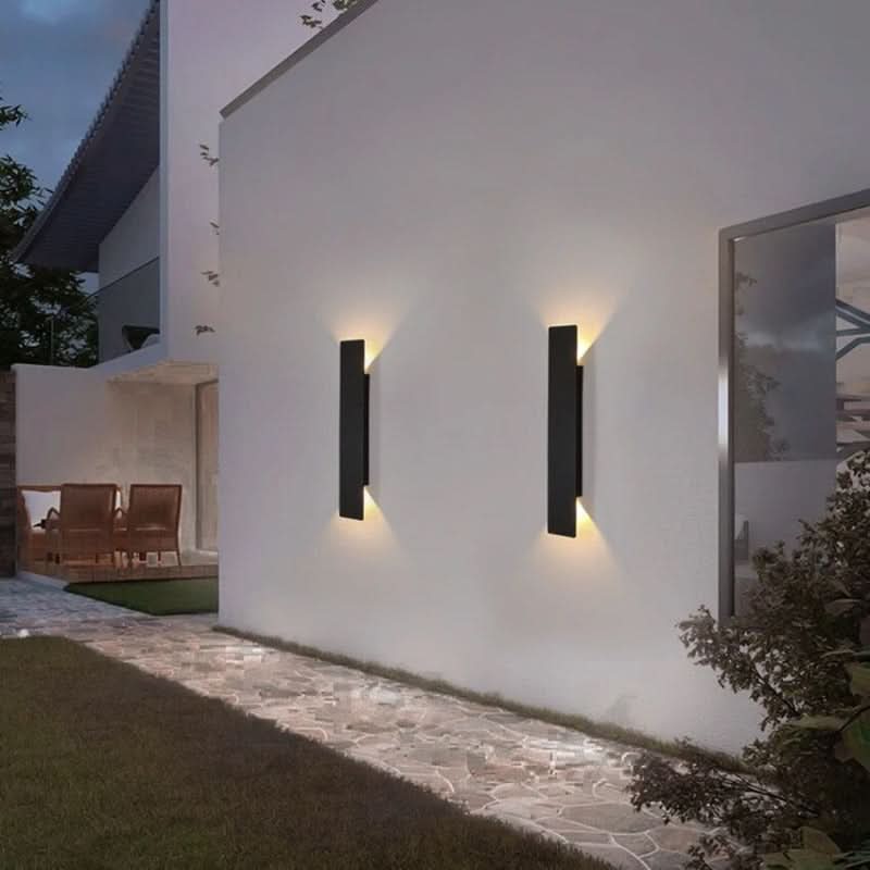 Outdoor Wall Light Integrated LED IP65 Weather-Resistant