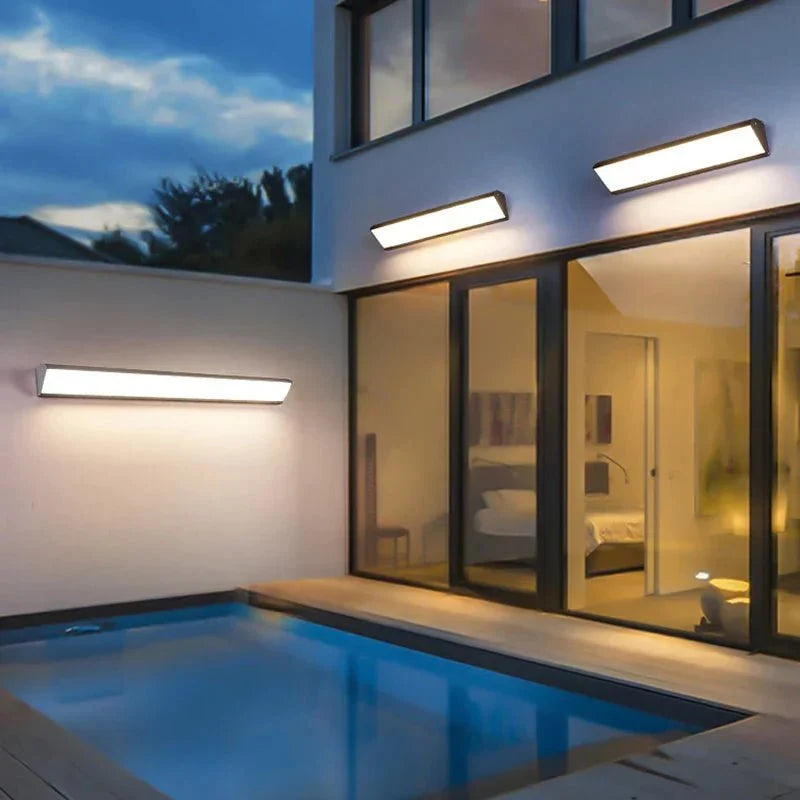 Outdoor Wall Light LED Weather-Resistant Aluminum