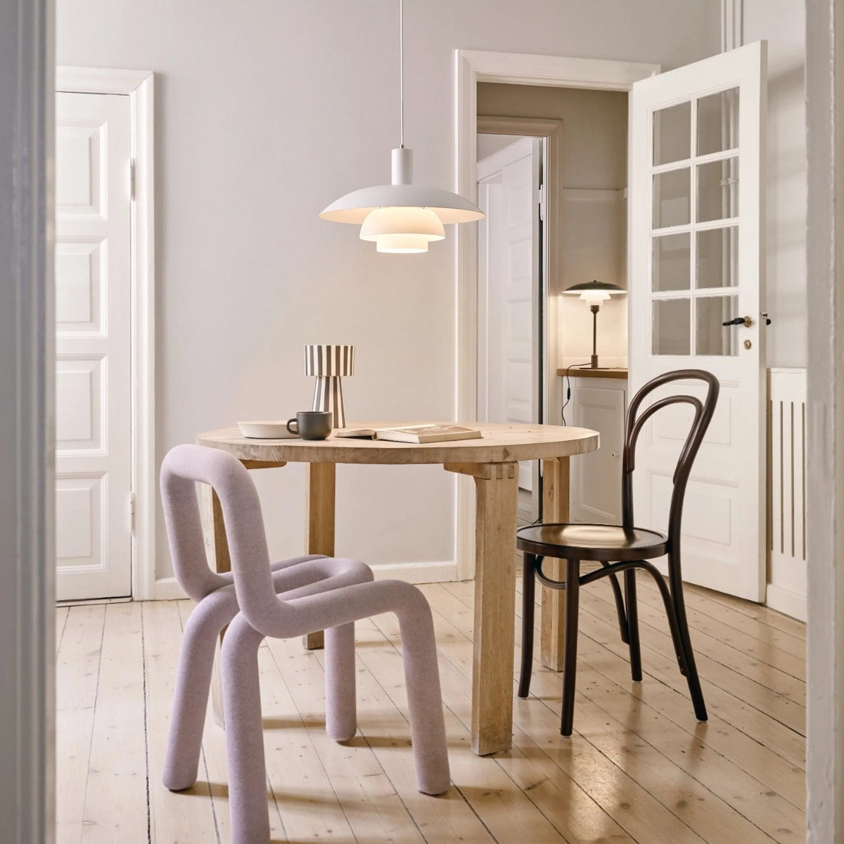 Pendant Light Dimmable Integrated LED Metal Construction