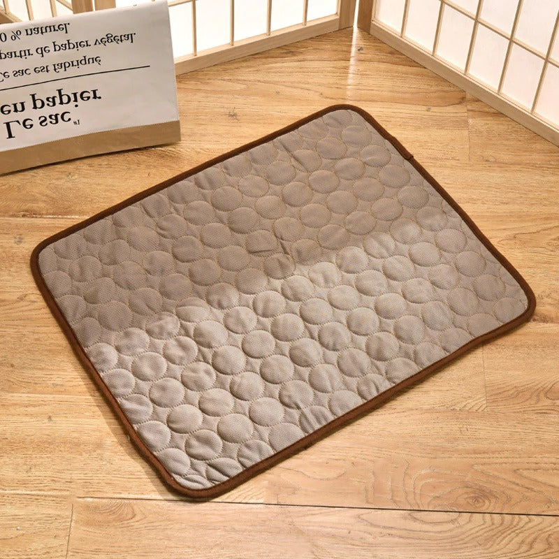 Pet Cooling Pad Pressure-Activated Foldable & Machine-Washable