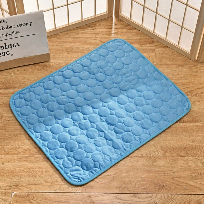 Pet Cooling Pad Pressure-Activated Foldable & Machine-Washable