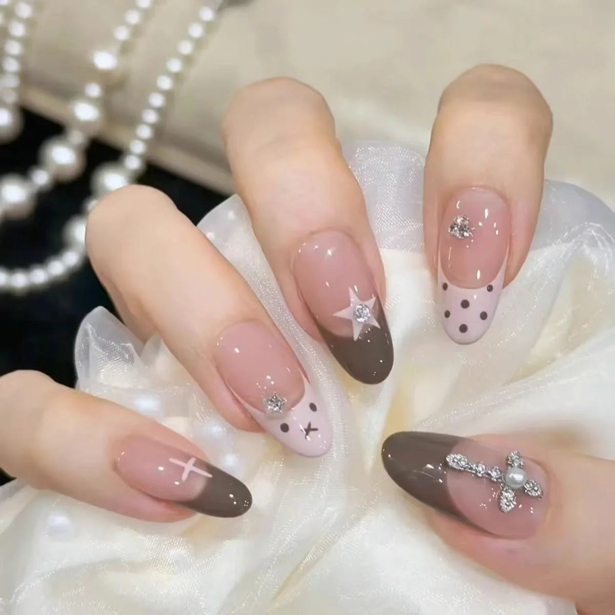 Press-On Nails 3D Embellished Designs Easy Application S and M Sizes