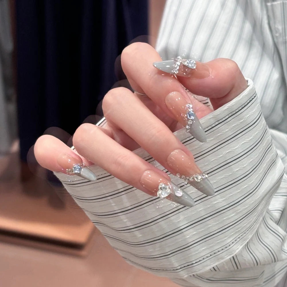 Press-On Nails 3D Embellished Designs Easy Application S and M Sizes