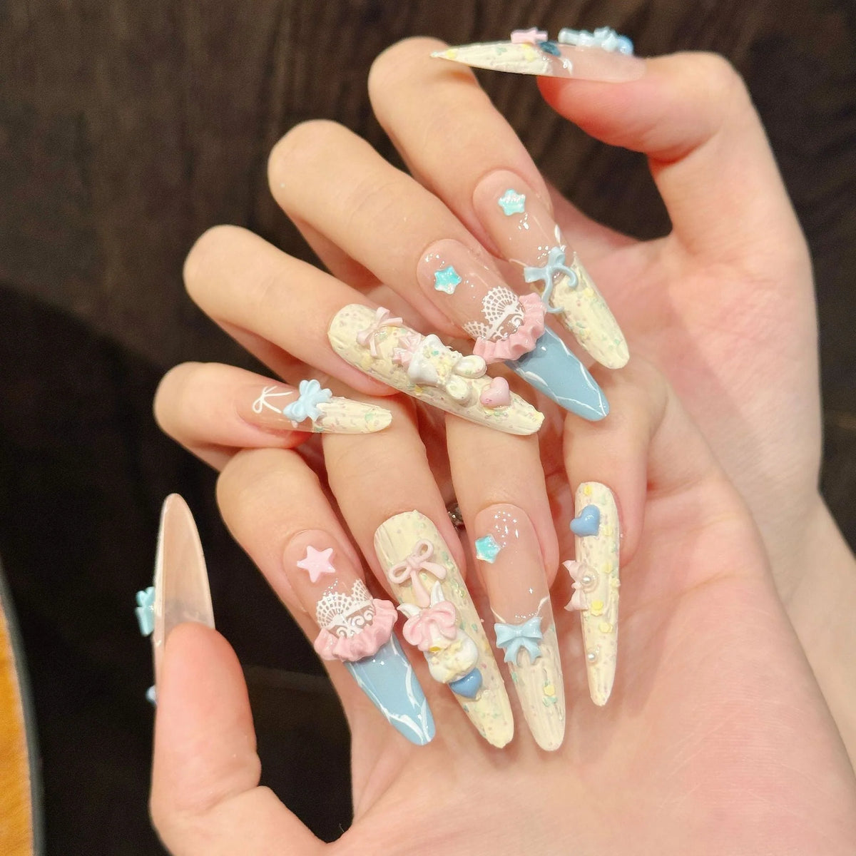 Press-On Nails 3D Floral & Star Design
