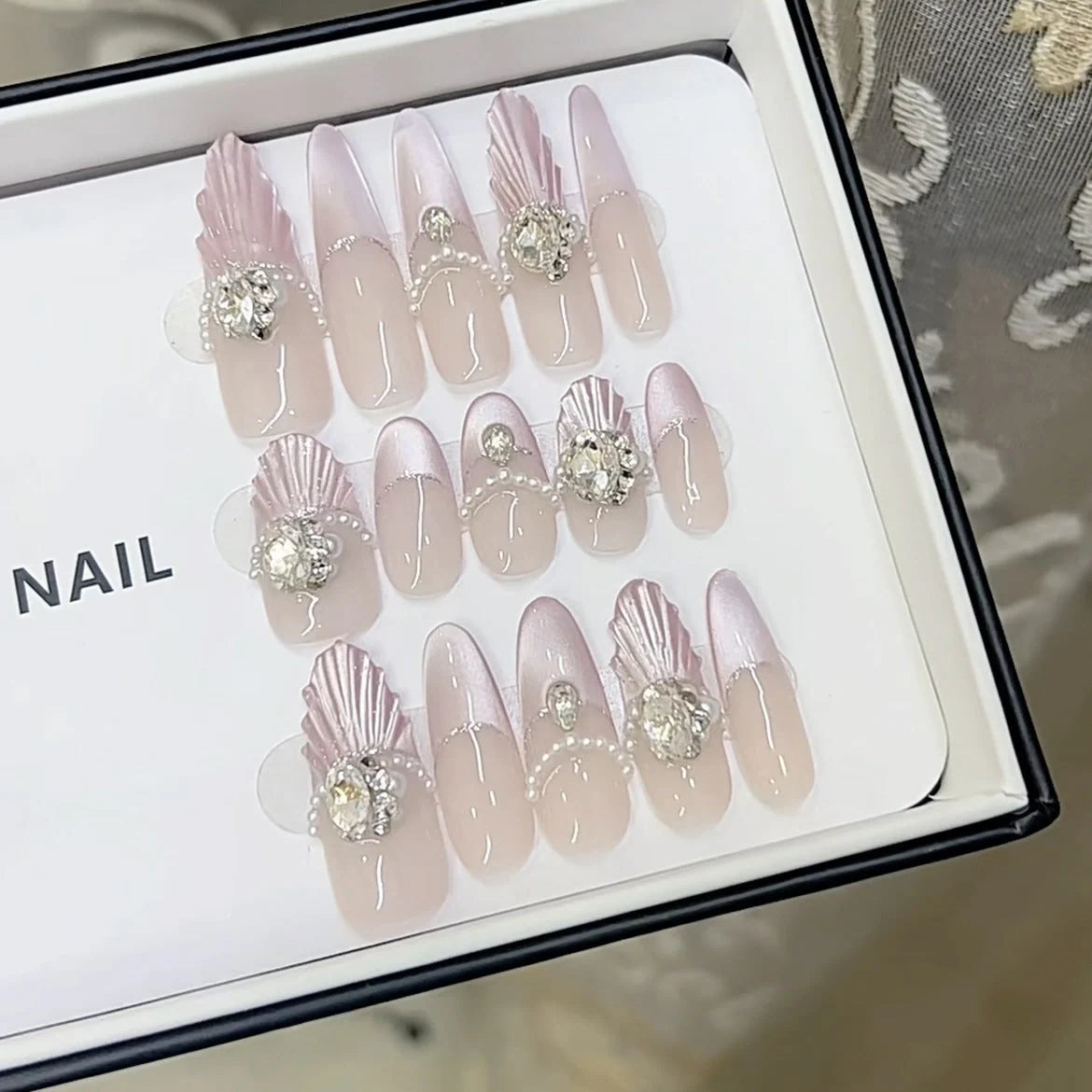 Press-On Nails 3D Rhinestone Glossy Finish