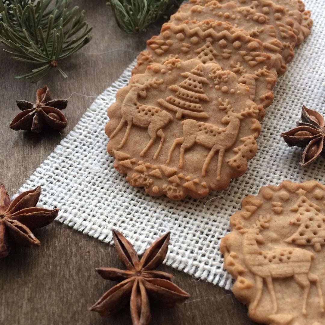 Rolling Pin Solid Maple Deep-Carved Holiday Patterns