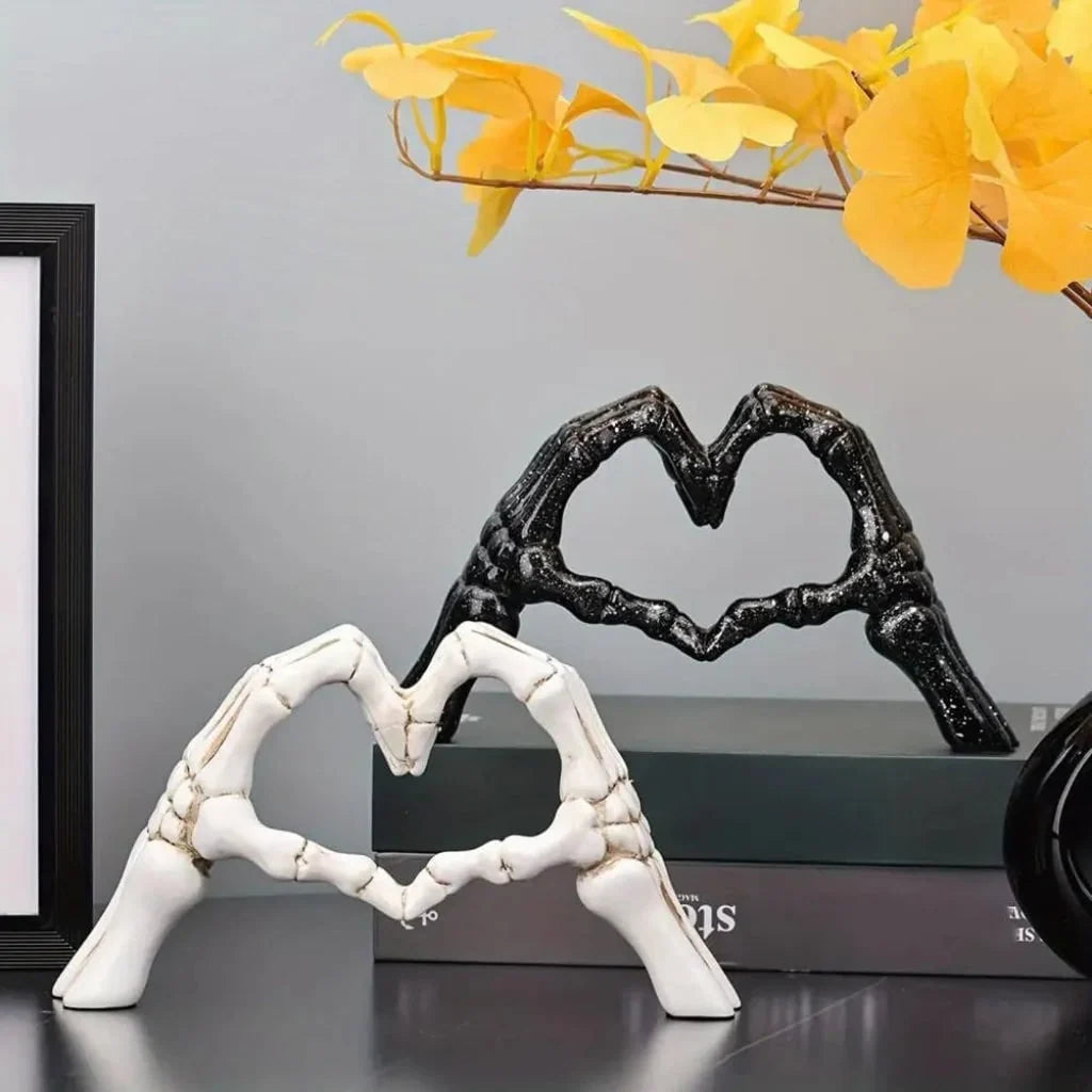 Skeleton Figurine Resin Heart-Shaped Hands Self-Standing