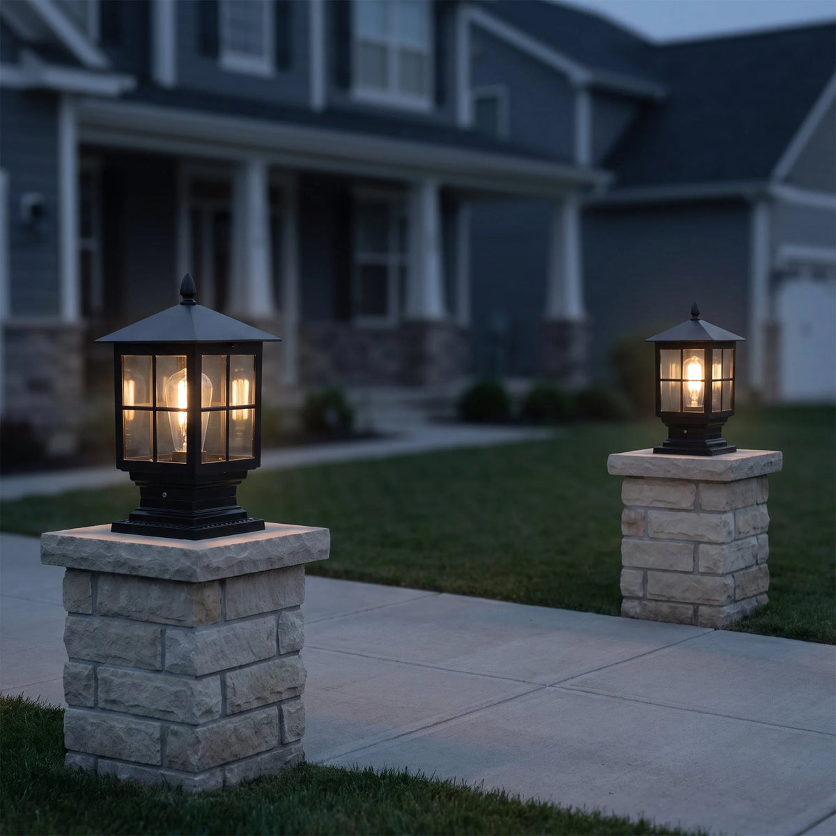 Solar Post Light Solar-Powered Dusk-to-Dawn Sensor IP65