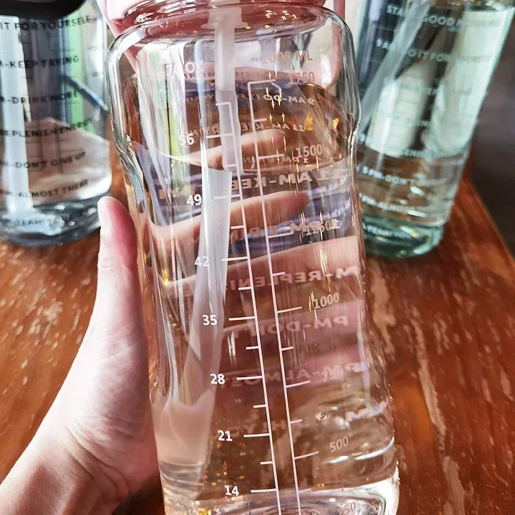 Sports Water Bottle Integrated Straw Time Markings 2L Capacity