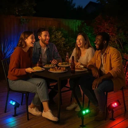Spotlight Solar Adjustable Zoom 10-12 Hour Runtime